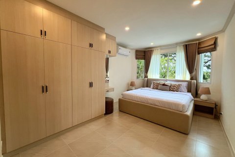 Chalet de 3 dormitorios en Hua Hin, Tailandia № 174050 - foto 24