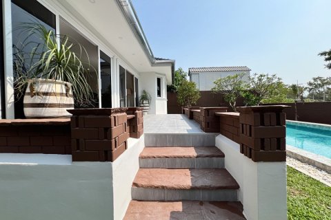 Haus in Hua Hin, Thailand 3 Schlafzimmer № 174051 - Foto 7