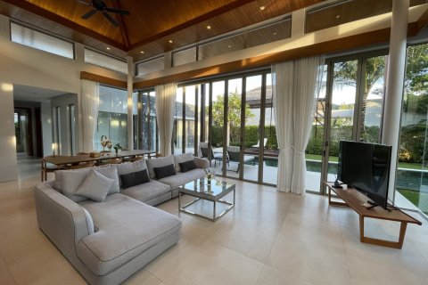 House in Bang Tao, Thailand 3 bedrooms № 3940 - photo 7