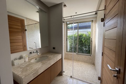 House in Bang Tao, Thailand 3 bedrooms № 3940 - photo 21