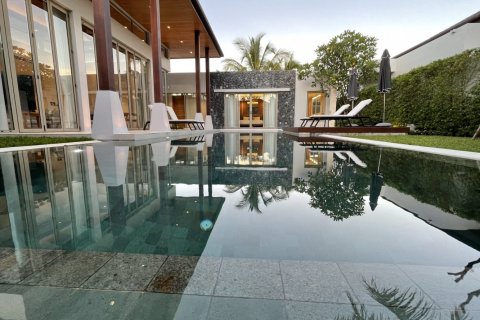 House in Bang Tao, Thailand 3 bedrooms № 3940 - photo 2
