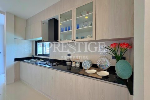 Casa de 3 dormitorios en Pattaya, Tailandia № 220700 - foto 9