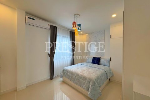Casa de 3 dormitorios en Pattaya, Tailandia № 220700 - foto 18