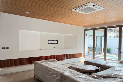 Chalet de 4 dormitorios en Phuket, Tailandia № 166260 - foto 30