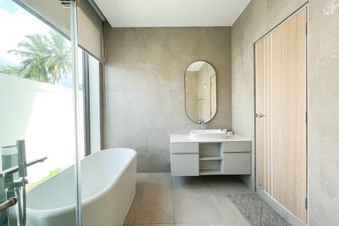 Chalet de 4 dormitorios en Phuket, Tailandia № 166260 - foto 24
