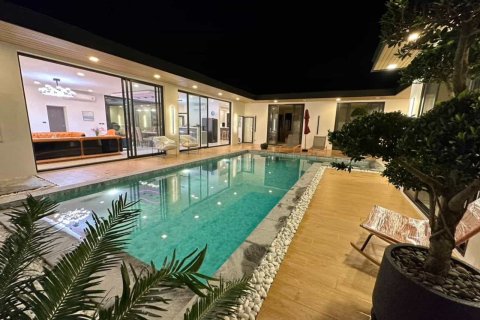Chalet de 4 dormitorios en Phuket, Tailandia № 166260
