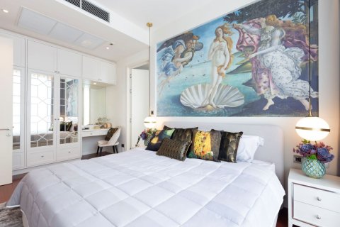 Condominio de 2 dormitorios en Watthana, Bangkok, Tailandia № 133993 - foto 9