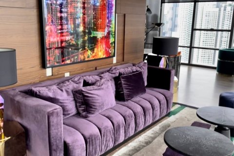 Condominio de 2 dormitorios en Bang Rak, Bangkok, Tailandia № 133994 - foto 30