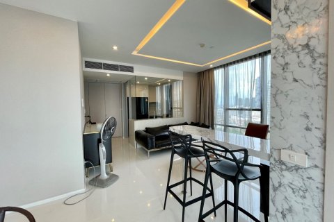 Condominio de 2 dormitorios en Bang Rak, Bangkok, Tailandia № 133994 - foto 11