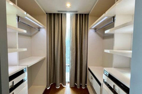 Condominio de 2 dormitorios en Bang Rak, Bangkok, Tailandia № 133994 - foto 20
