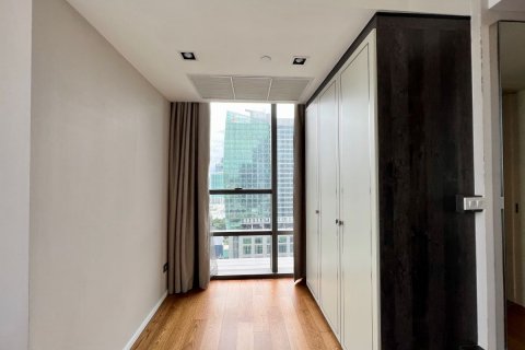 Condominio de 2 dormitorios en Bang Rak, Bangkok, Tailandia № 133994 - foto 26
