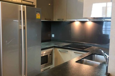 Condominio de 2 dormitorios en Watthana, Bangkok, Tailandia № 133995 - foto 5
