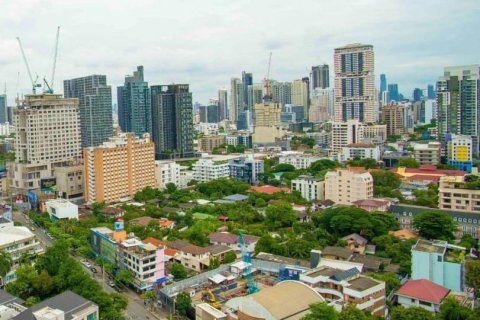 Condominio de 2 dormitorios en Watthana, Bangkok, Tailandia № 133996 - foto 5