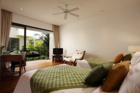 Chalet de 5 dormitorios en Layan Beach, Tailandia № 191221 - foto 14