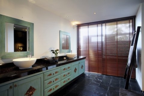 Chalet de 5 dormitorios en Layan Beach, Tailandia № 191221 - foto 16