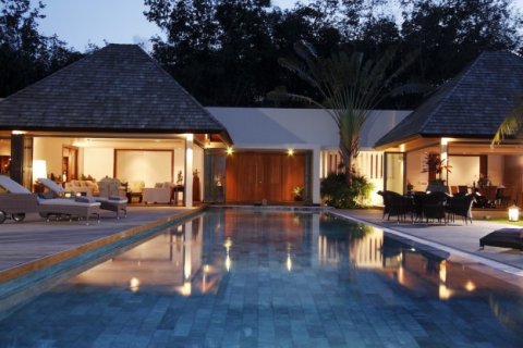 Chalet de 5 dormitorios en Layan Beach, Tailandia № 191221 - foto 3