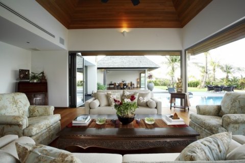 Chalet de 5 dormitorios en Layan Beach, Tailandia № 191221 - foto 7