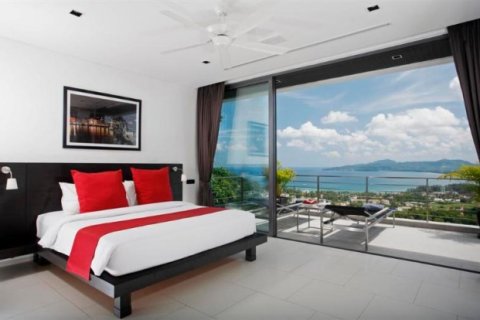 Chalet de 5 dormitorios en Surin Beach, Tailandia № 191223 - foto 17