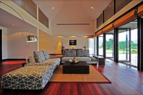 Chalet de 4 dormitorios en Kathu, Tailandia № 191222 - foto 5