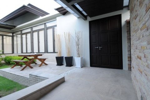 Chalet de 4 dormitorios en Kathu, Tailandia № 191222 - foto 3