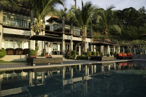Chalet de 8 dormitorios en Patong, Tailandia № 191220
