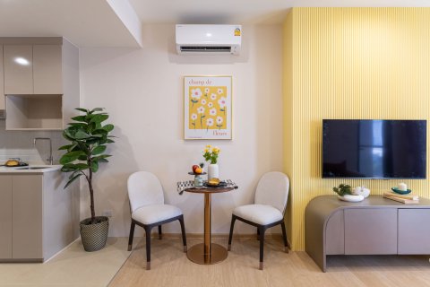 Studio in the Condo in Bangkok, Thailand № 141183 - Foto 9