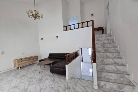 Casa de 3 dormitorios en Pattaya, Tailandia № 171334 - foto 18