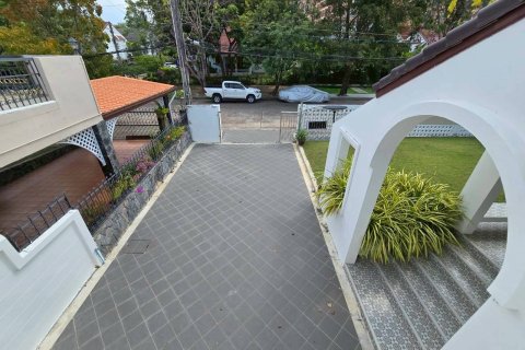 Casa de 3 dormitorios en Pattaya, Tailandia № 171334 - foto 6