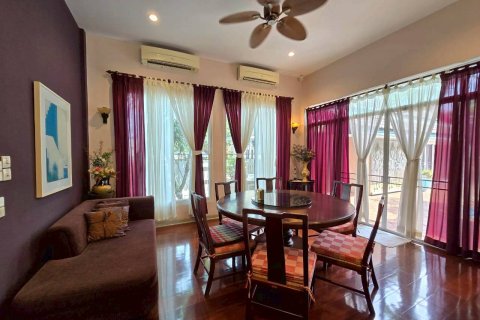 Casa de 2 dormitorios en Pattaya, Tailandia № 171335 - foto 12