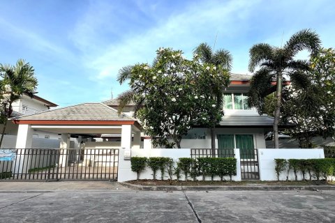 Villa à Pattaya, Thaïlande 3 chambres № 171340