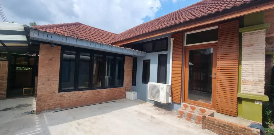 Casa de 2 dormitorios en Pattaya, Tailandia № 155518