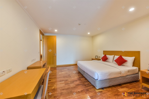 Apartamento de 3 dormitorios en Bangkok, Tailandia № 194632 - foto 8