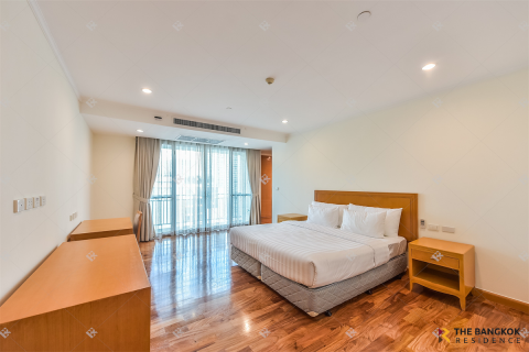Apartamento de 3 dormitorios en Bangkok, Tailandia № 194632 - foto 7