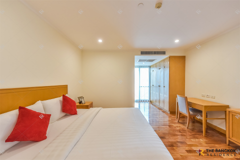 Apartamento de 3 dormitorios en Bangkok, Tailandia № 194632 - foto 10