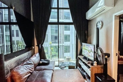 Dúplex de 2 dormitorios en Nonthaburi, Tailandia № 117064