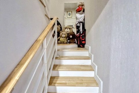 Dúplex de 2 dormitorios en Nonthaburi, Tailandia № 117064 - foto 5