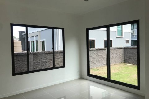 Casa de 3 dormitorios en Kathu, Tailandia № 117063 - foto 8