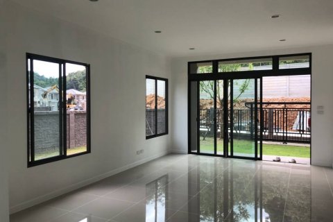 Casa de 3 dormitorios en Kathu, Tailandia № 117063 - foto 4