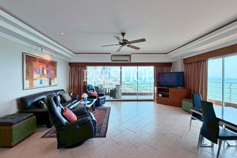 Condo à Pattaya, Thaïlande, 2 chambres № 197654 - photo 2