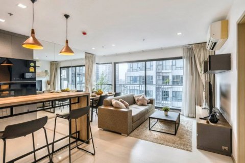 Condominio de 2 dormitorios en Khlong Toei, Bangkok, Tailandia № 115114 - foto 5