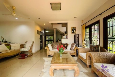 House in Hang Dong, Thailand 3 bedrooms № 200409