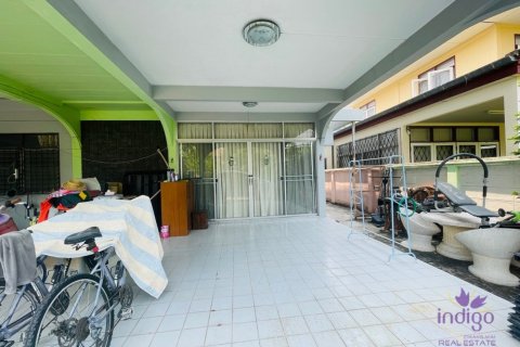 Casa de 3 dormitorios en Chiang Mai, Tailandia № 200410 - foto 3