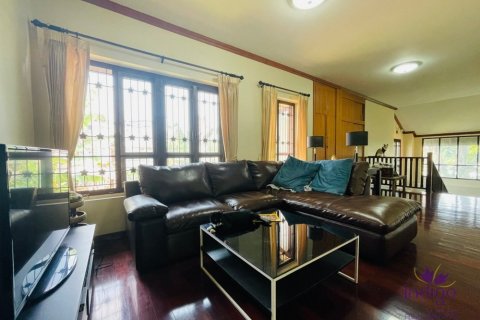House in Chiang Mai, Thailand 3 bedrooms № 200411 - photo 13