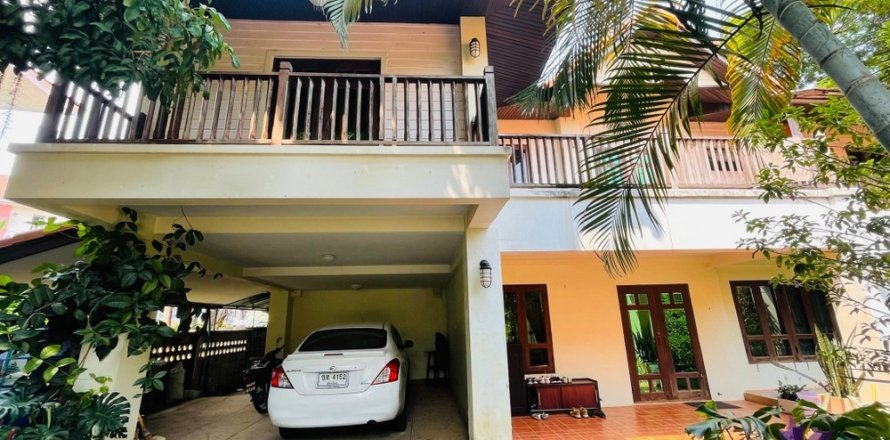 House in Chiang Mai, Thailand 3 bedrooms № 200411