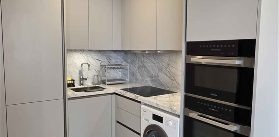 Condo in Bangkok, Thailand, 1 bedroom  № 190025