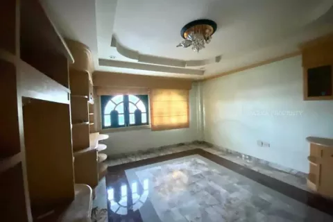 Haus in Pattaya, Thailand 9 Schlafzimmer № 140789 - Foto 18