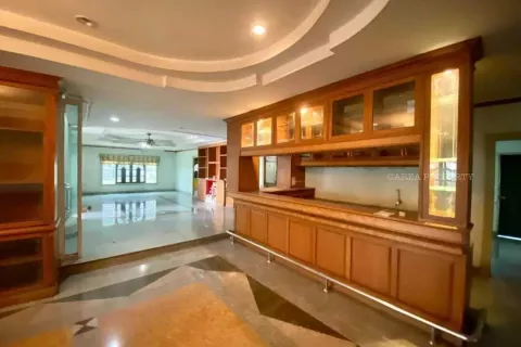 Haus in Pattaya, Thailand 9 Schlafzimmer № 140789 - Foto 15