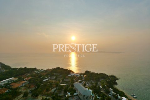 Condo in Pattaya, Thailand, 2 bedrooms  № 198517
