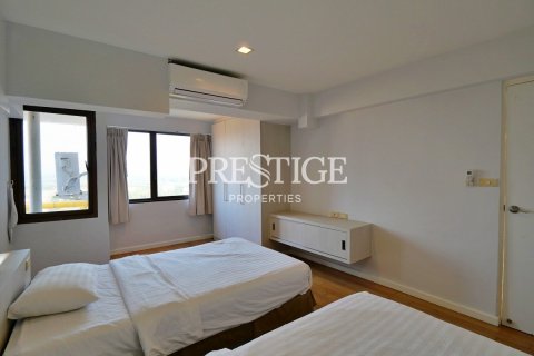 Condo à Pattaya, Thaïlande, 3 chambres № 198520 - photo 23