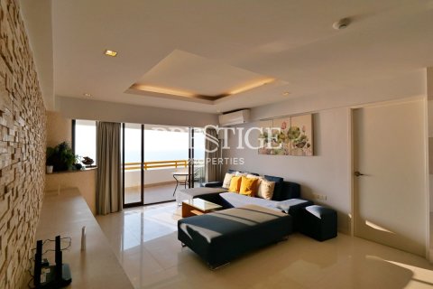 Condominio de 3 dormitorios en Pattaya, Tailandia № 198520